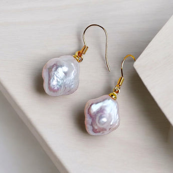 Pearl White Drop Earring