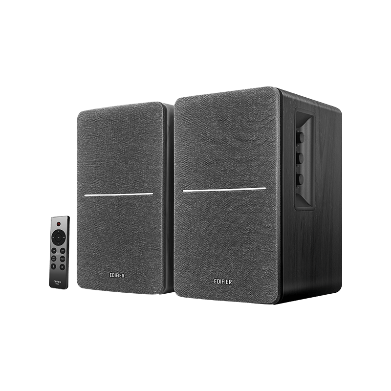 R1280T Powerful Bookshelf Speakers Combining a Retro Look