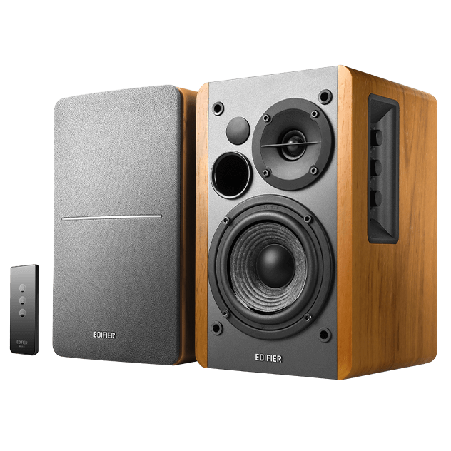 R1280T Powerful Bookshelf Speakers Combining a Retro Look