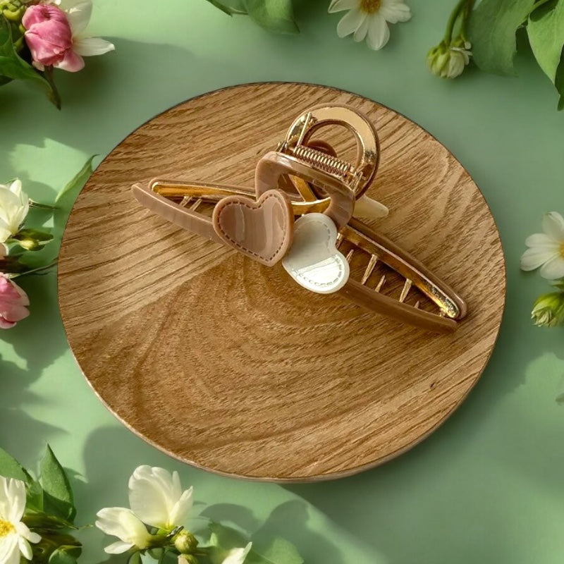 Sweetheart Shape Hair Claw