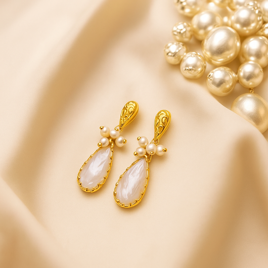 Freshwater Pearl Oval Drop Earring