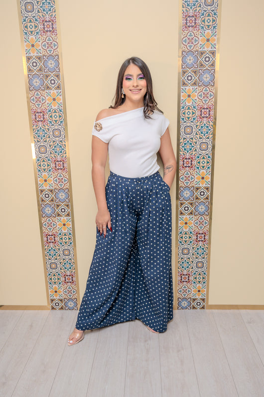 White Side Buckle Top