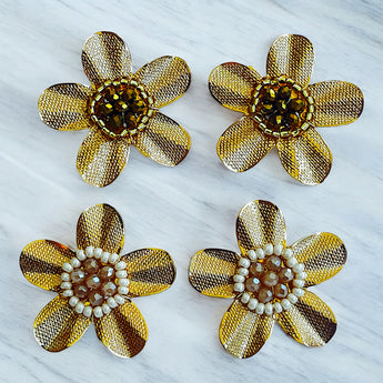 Metal Lux Flower Earring with Natural Stones