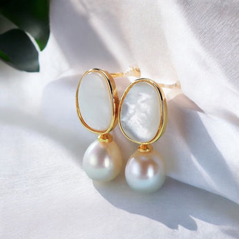 Freshwater Pearl Drop Earring